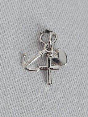 Vintage Sterling Silver Faith Hope Love Charm Cross Anchor Heart Bracelet